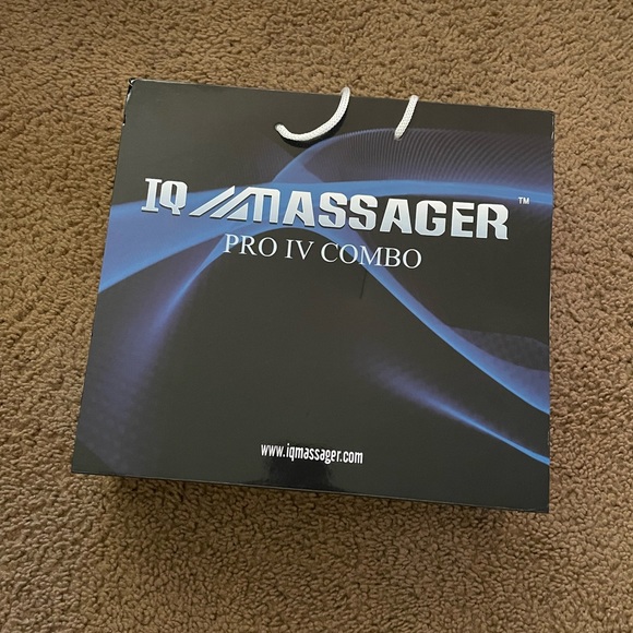IQ Massager Pro IVs Combo with Belt and Slippers, Silver - NEW - Picture 2 of 3